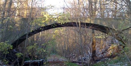 Sådan så broen ved Bonderup ud november 2008 - et halvt år senere var den væk og erstattet af en dæmning